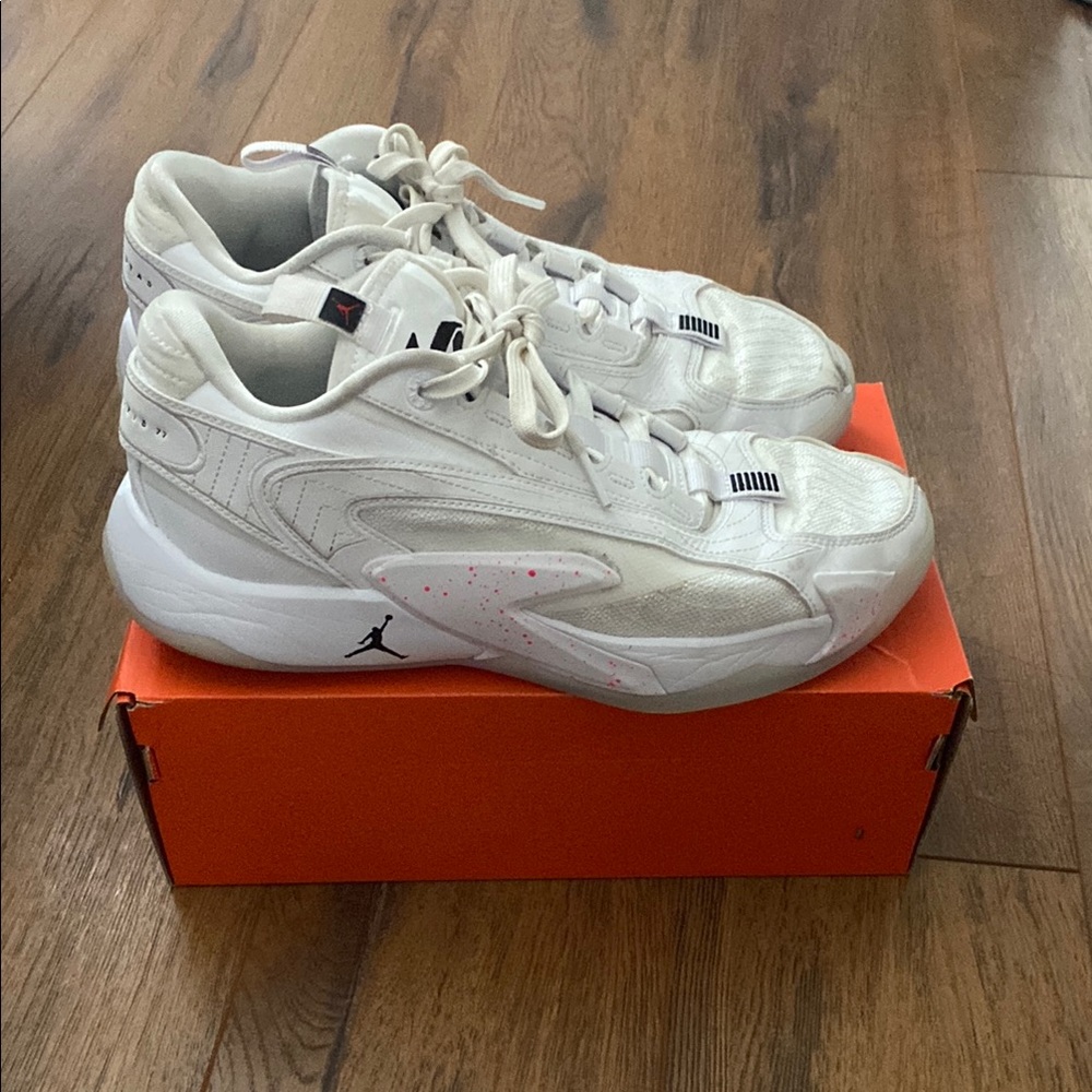 Nike Jordan White/Pink Athletic Court Shoes
